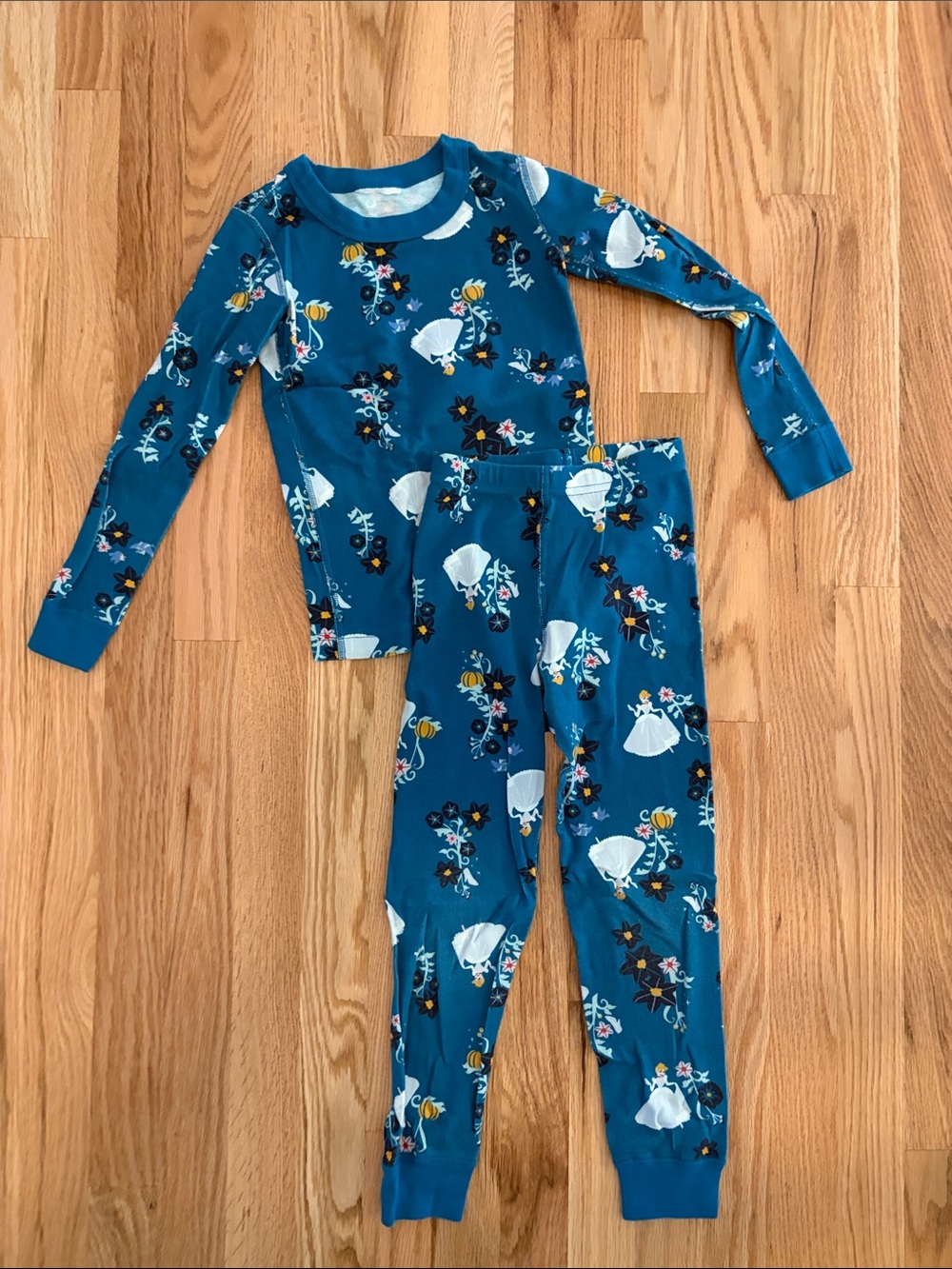 Hanna Andersson Cinderella pajamas